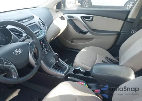 2014 Hyundai Elantra Se z USA, uszkodzony, nr VIN 5NPDH4AE4EH541946